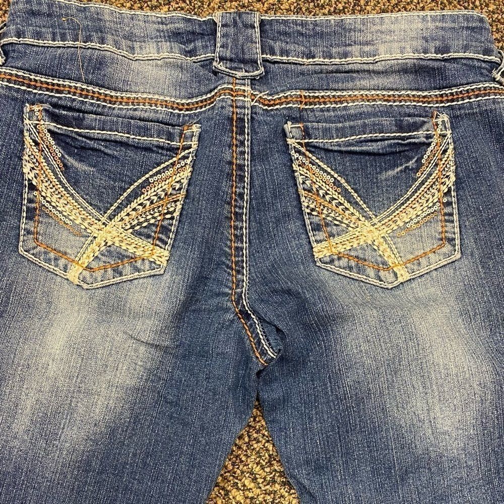 Rue21 embellished denim stretch skinny crop capris‎